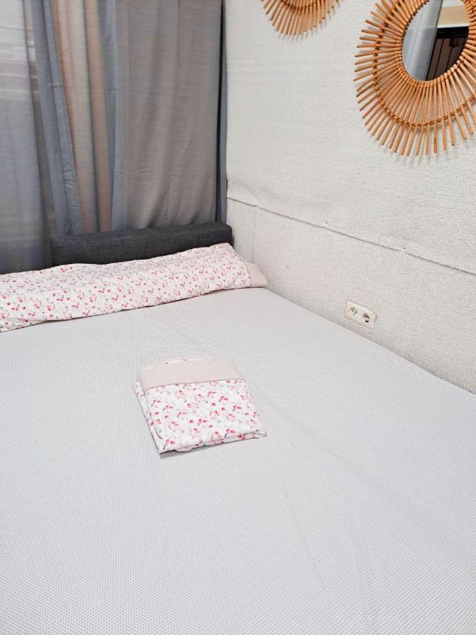 Loft Premium - Puente De Triana Lägenhet Sevilla Exteriör bild